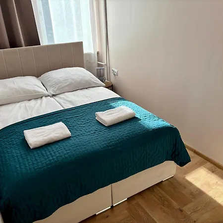 Duzy I Komfortowy Przy Centrum 아파트